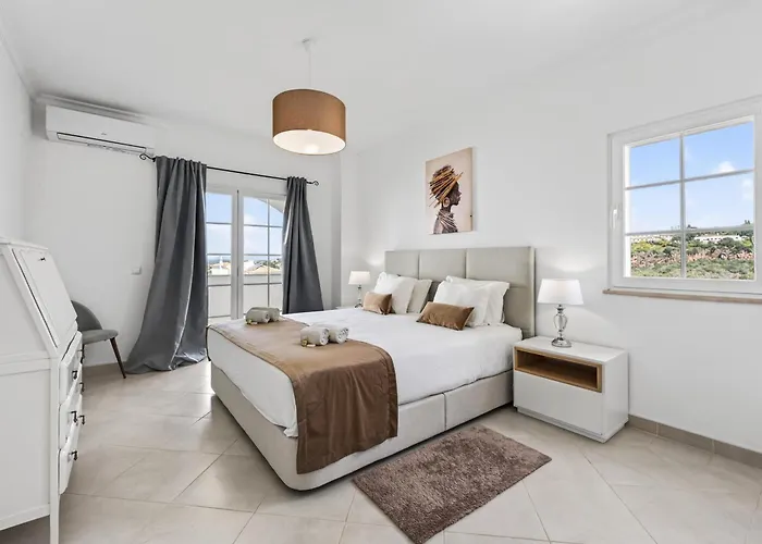 Feliz By Algarve Holidays Villa *