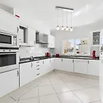 Feliz By Algarve Holidays * Olhos de Agua (Albufeira)