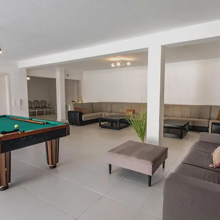 Вилла Feliz By Algarve Holidays Ольюш-ди-Агуа (Албуфейра)