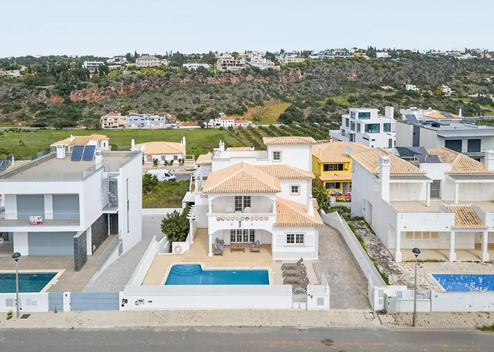 Feliz By Algarve Holidays Villa *